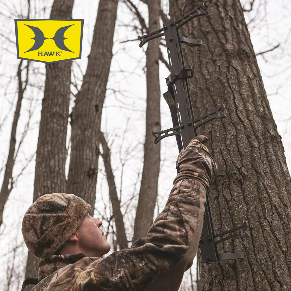 1-Person Tree Stand Platform & Set of 3 Climbing Sticks with Fold-Up Steps T751